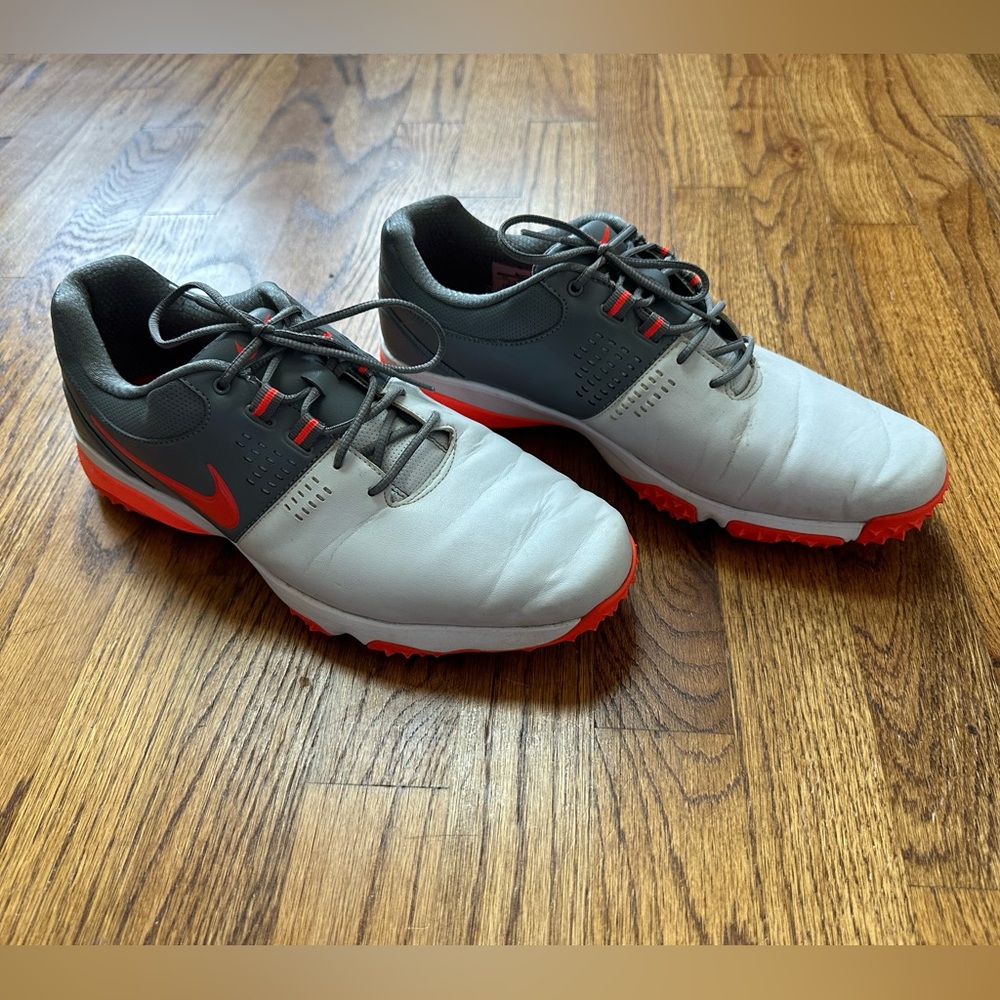 Men’s Golf Shoes, Nike size 11 EUC